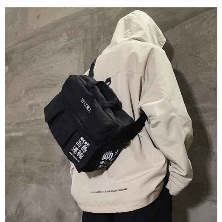 Techwear messenger bag online